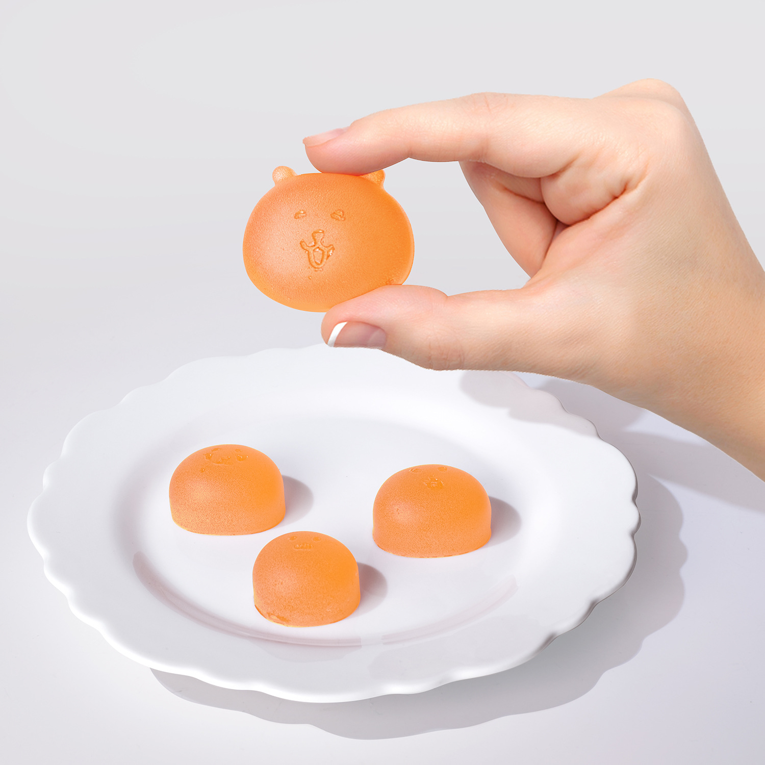 Cute Joke Bear Silicone Ice Cu - Silicone Mold Tray ulasan dan harga